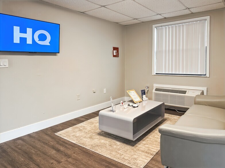 More Photos Of 452 Osceola St, Altamonte Springs Coworking Space