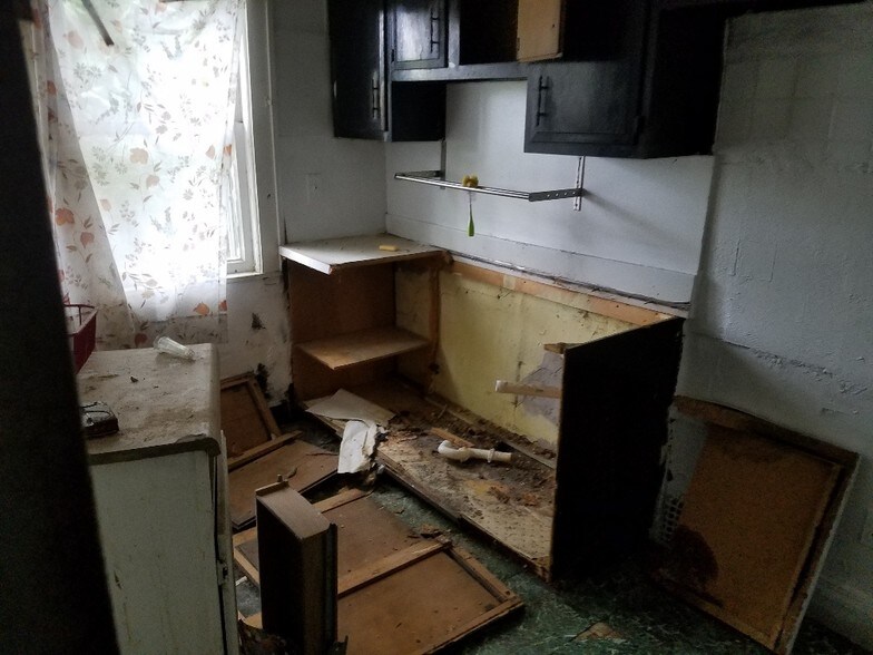 More Photos Of 3425 E 128th St, Cleveland Apartments For Sale