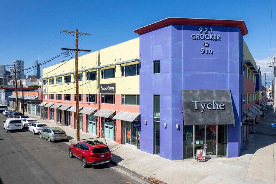 More Photos Of 921 Crocker St, Los Angeles Storefront Retail Office For Sale