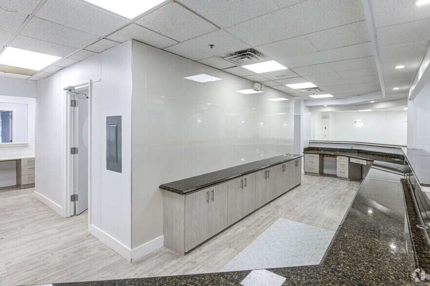 More Photos Of 23-00 State Route 208, Fair Lawn Coworking Space
