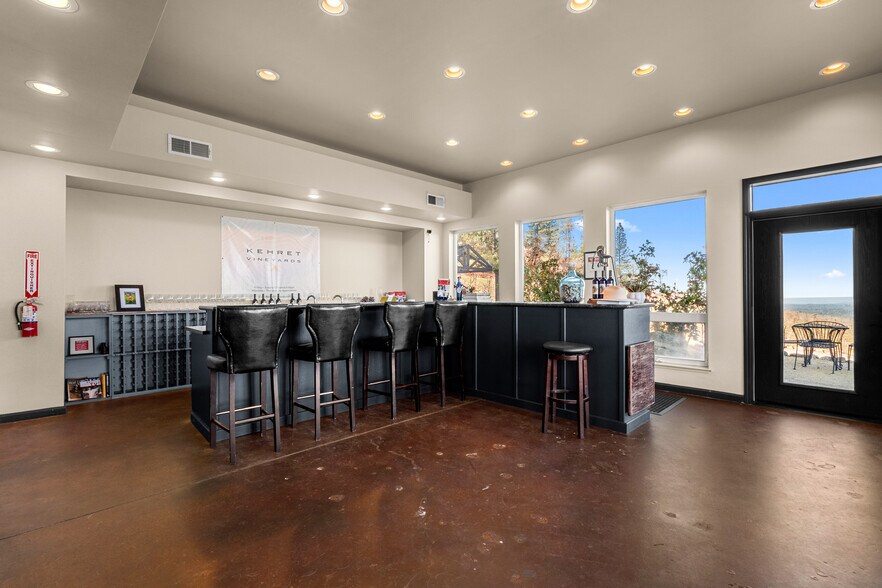 More Photos Of 6781 Tower, Somerset Winery Vineyard For Sale