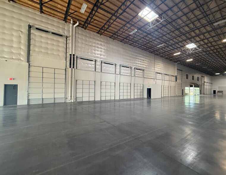 More Photos Of 1906 Smeed Pkwy, Caldwell Warehouse For Lease