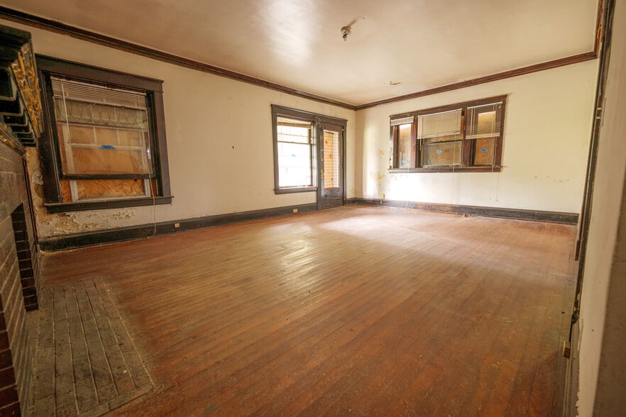 More Photos Of 1780 E 89th St, Cleveland Apartments For Sale