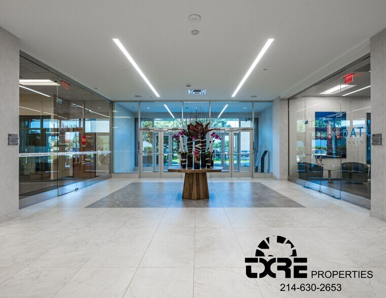 More Photos Of 1420 W Mockingbird Ln, Dallas Office For Lease