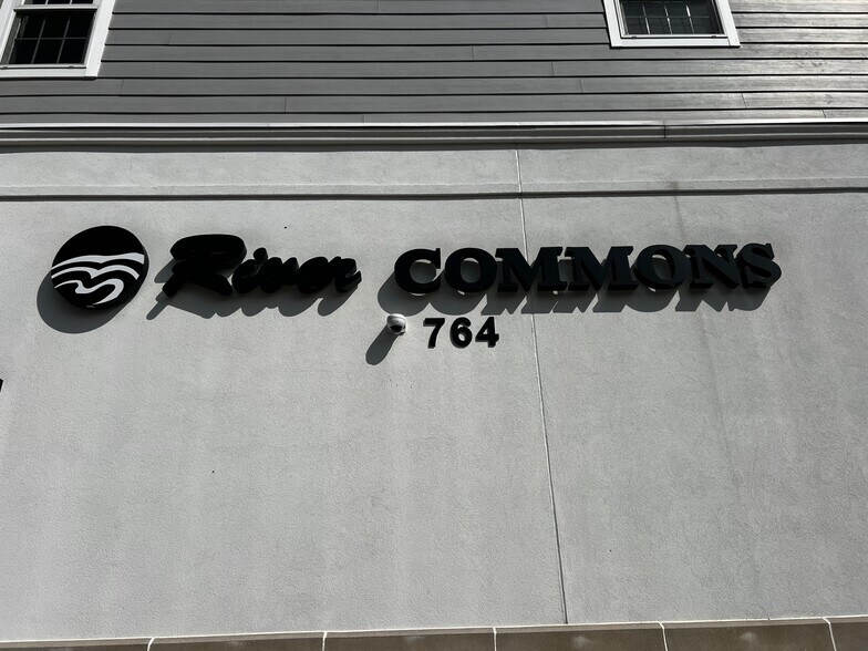 More Photos Of 764 New Bridge Rd, Teaneck Apartments For Lease