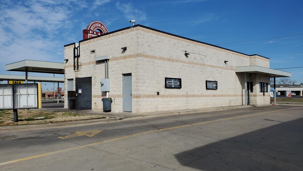 More Photos Of 8625 Camp Bowie West Blvd, Fort Worth Land For Lease