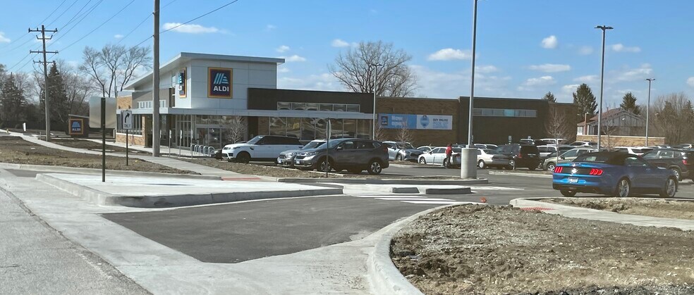 More Photos Of 11000-11060 W 179th St, Orland Park Unknown For Sale