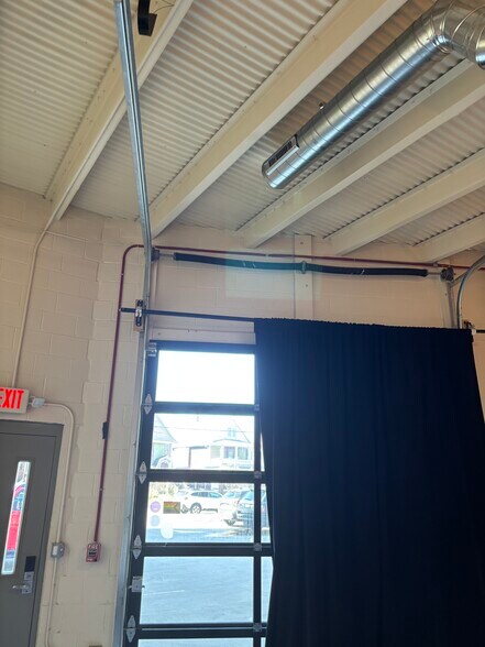 More Photos Of 12621-12631 Larchmere Blvd, Cleveland Apartments For Lease