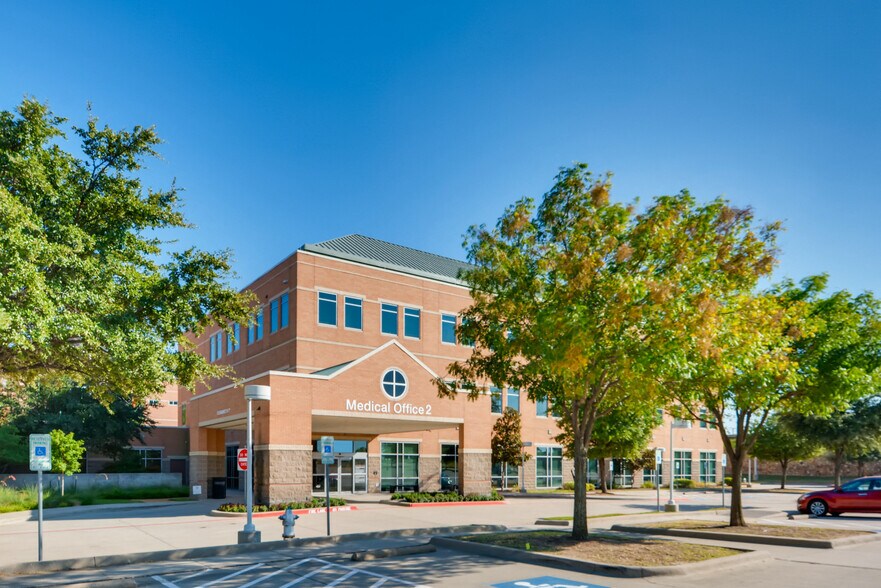 More Photos Of 1105 N Central Expy, Allen Medical For Lease