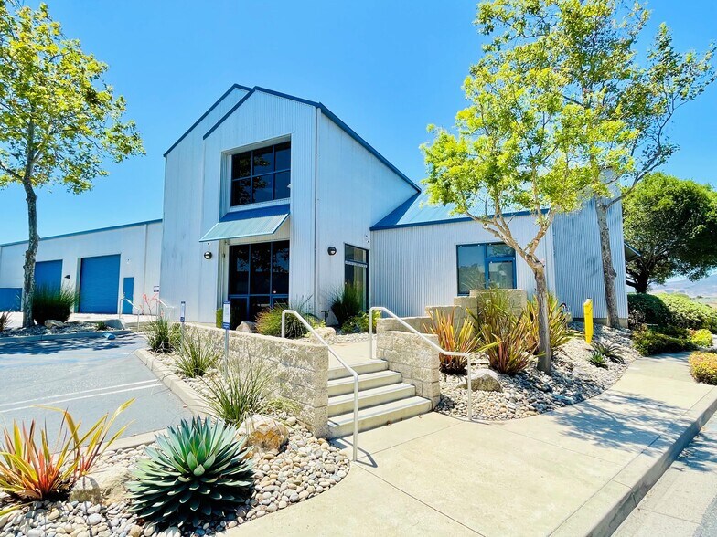 More Photos Of 615 Clarion Ct, San Luis Obispo Warehouse For Sale