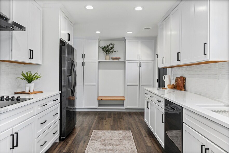 More Photos Of 310 E Prospect Rd, Fort Collins Office For Sale