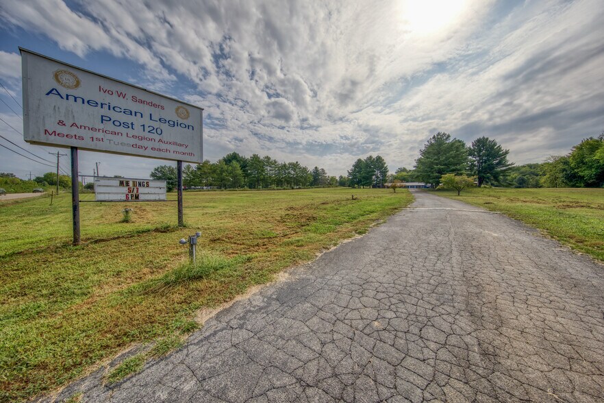 More Photos Of 10769 W Lee Hwy, Loudon Loft Creative Space For Sale