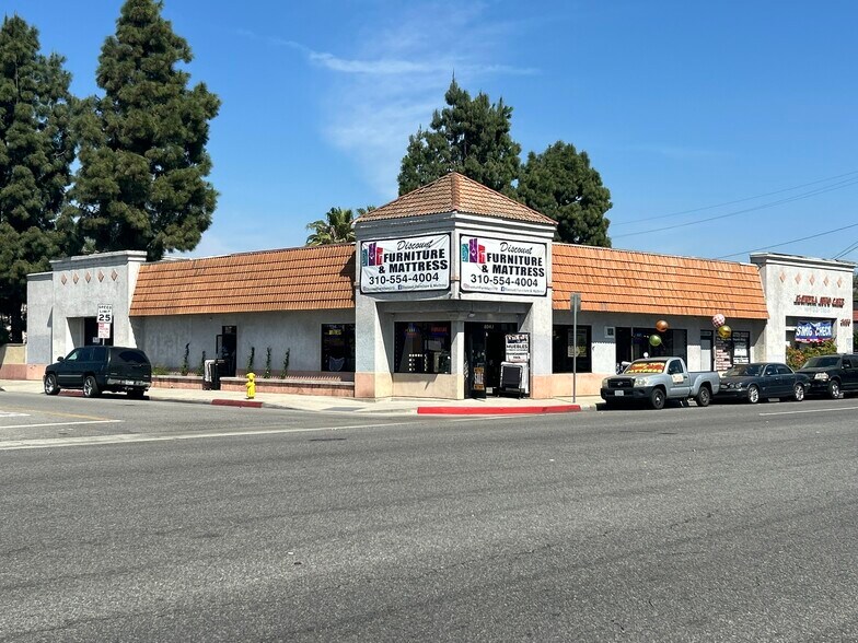 More Photos Of 15742-15744 California Ave, Paramount Auto Repair For Sale