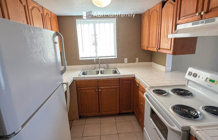 More Photos Of , Las Vegas Multifamily For Sale
