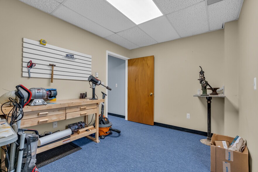 More Photos Of 721 N Beers St, Holmdel Medical For Sale