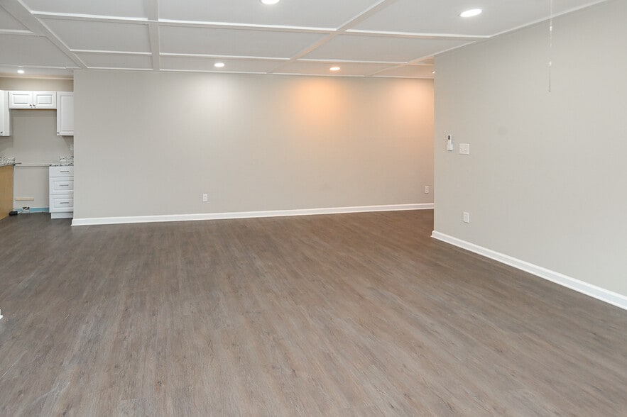 More Photos Of 9582 Heart of Dixie hwy, Arab Self Storage For Sale