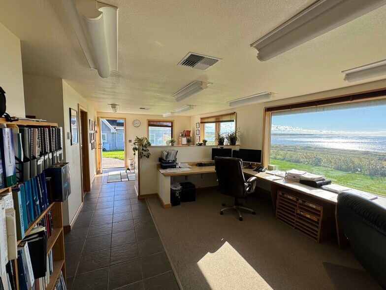 More Photos Of 606 Petersen Way, Kenai Office For Lease