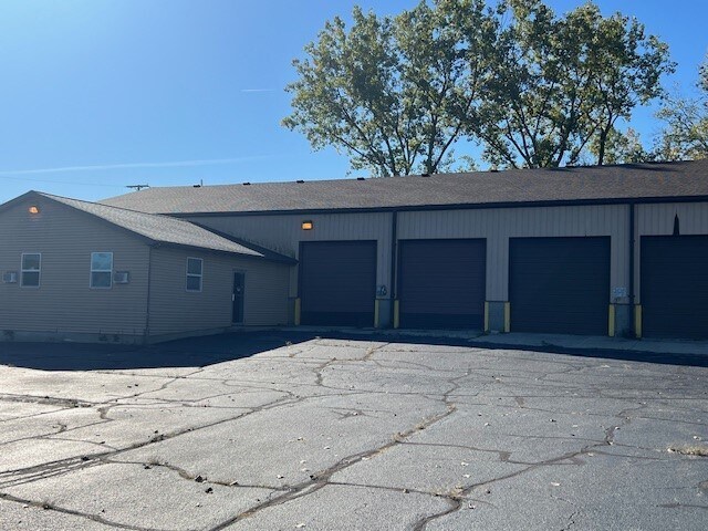 More Photos Of 2249 Otto Rd, Charlotte Industrial For Sale