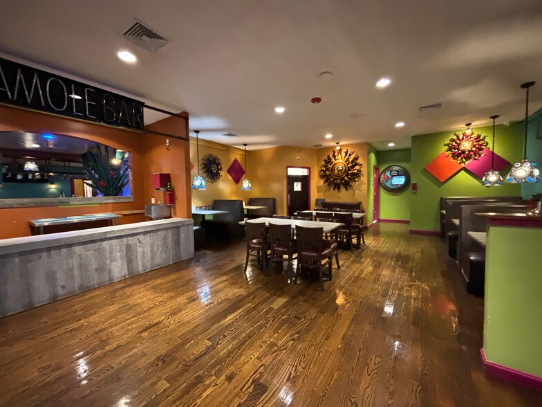 More Photos Of 1705 W Shore Rd, Warwick Restaurant For Lease