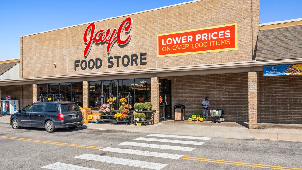 More Photos Of 4290 W Jonathan Moore Pike, Columbus Unknown For Lease