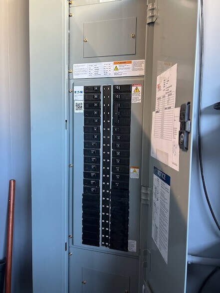 More Photos Of 4285 S Eldridge St, Morrison Flex For Sale