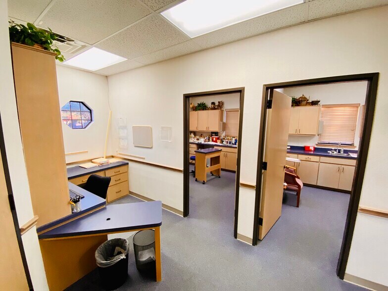 More Photos Of 901 Loop 337, New Braunfels Medical For Lease