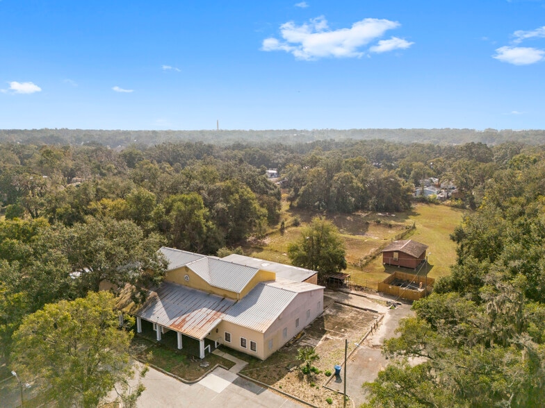 More Photos Of 10511 Main St, Thonotosassa Religious Facility For Sale
