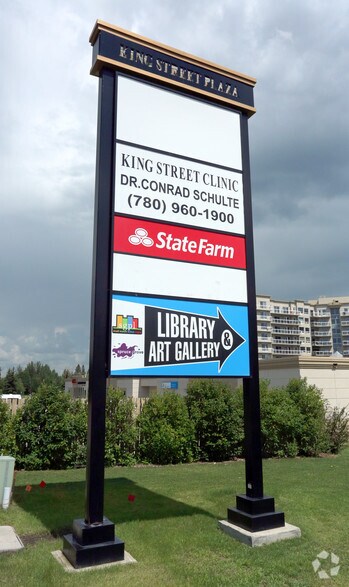 More Photos Of 420 King St, Spruce Grove Unknown For Lease
