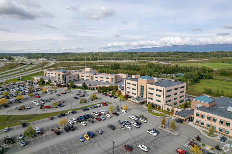 More Photos Of 2490 S Woodworth Loop, Palmer Medical For Lease