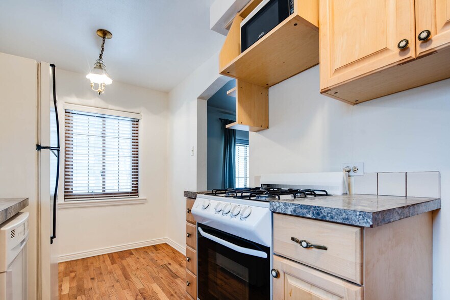 More Photos Of 127 N Pearl St, Denver Multifamily For Sale