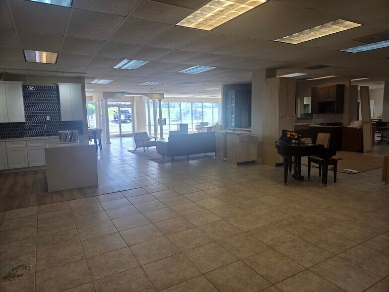 More Photos Of 11328 E Independence Blvd, Matthews Unknown For Lease