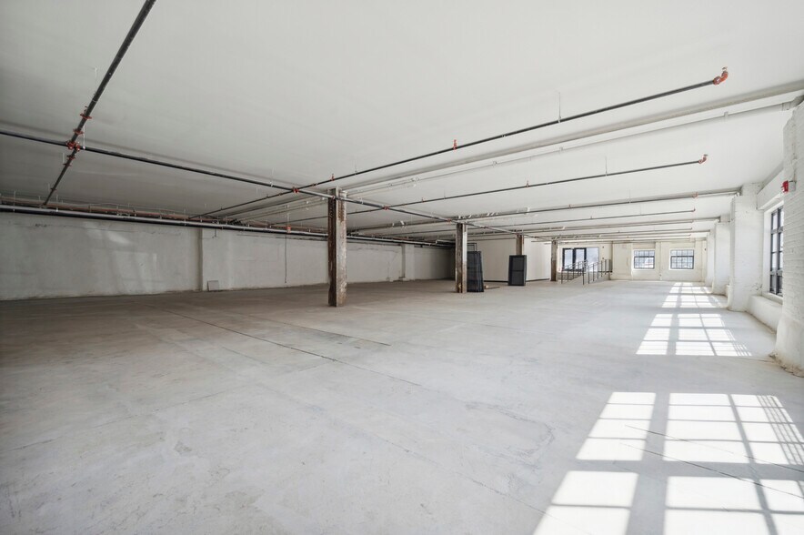 More Photos Of 2501 Oakford St, Philadelphia Apartments For Lease