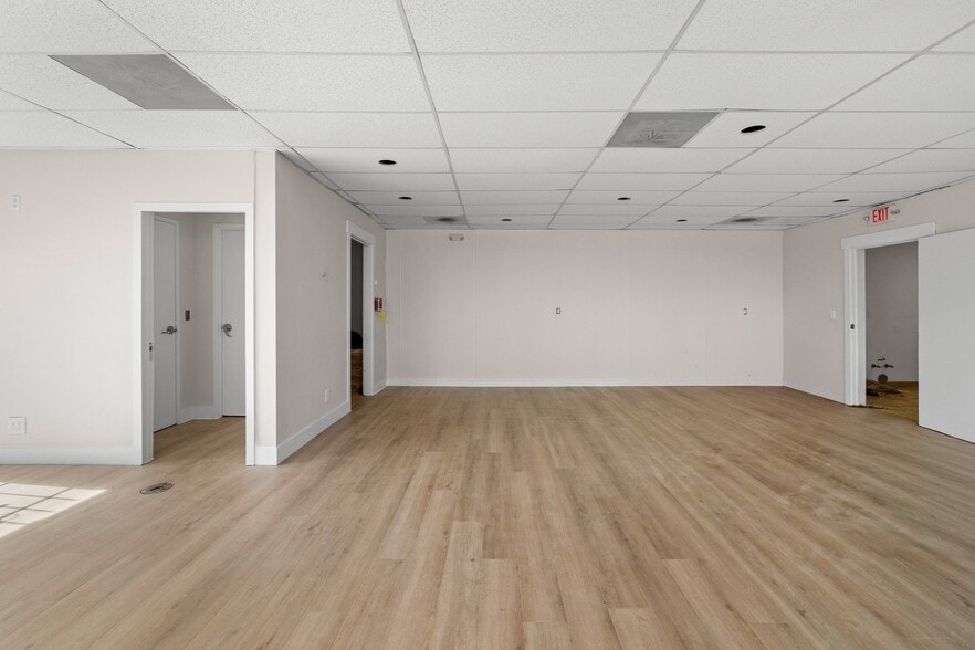 More Photos Of 5601 NE Martin Luther King Jr Blvd, Portland Freestanding For Lease