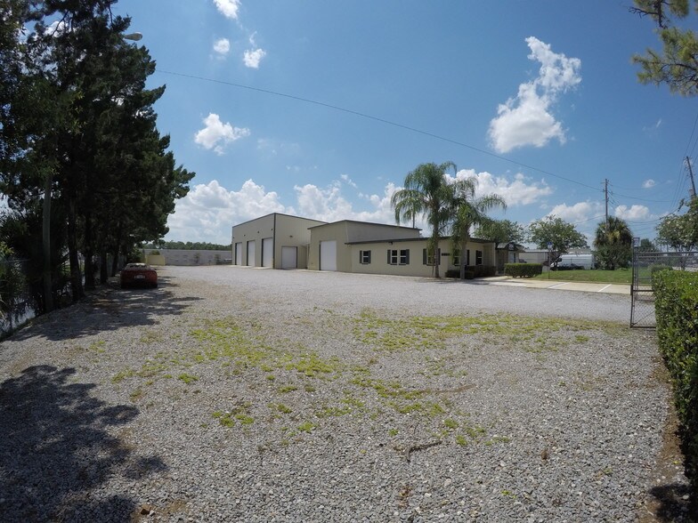 More Photos Of 2894 Forsyth Rd, Winter Park Warehouse For Lease