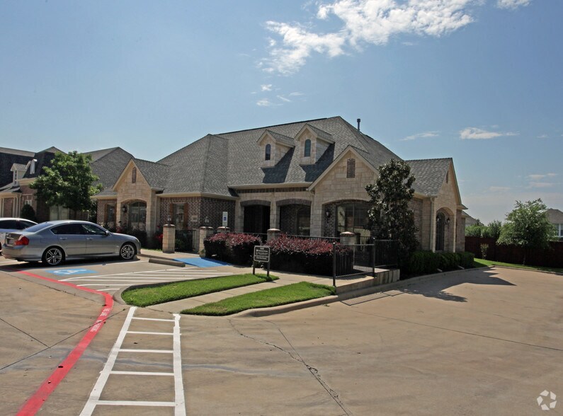 More Photos Of 1668 Keller Pky, Keller Office For Lease