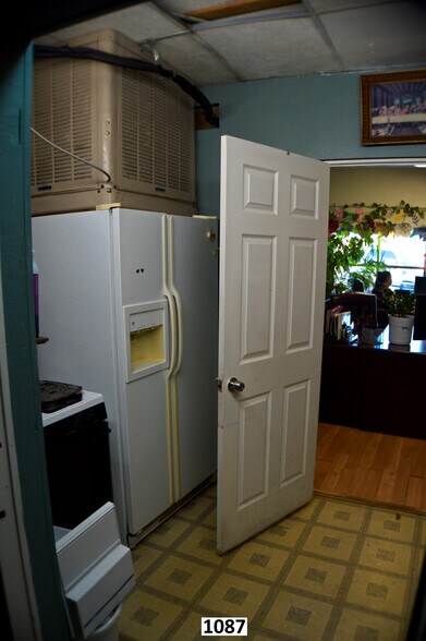 More Photos Of 1085-1091 S Federal Blvd, Denver Storefront Retail Office For Sale