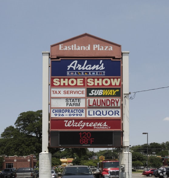 More Photos Of 1138-1144 Airport Blvd, Austin Unknown For Lease