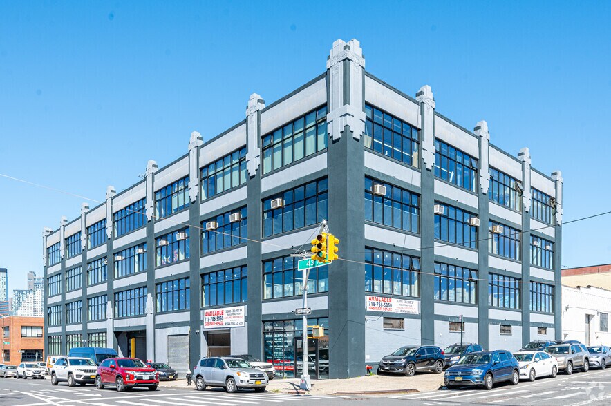More Photos Of 38-09 43rd Ave, Long Island City Manufacturing For Lease