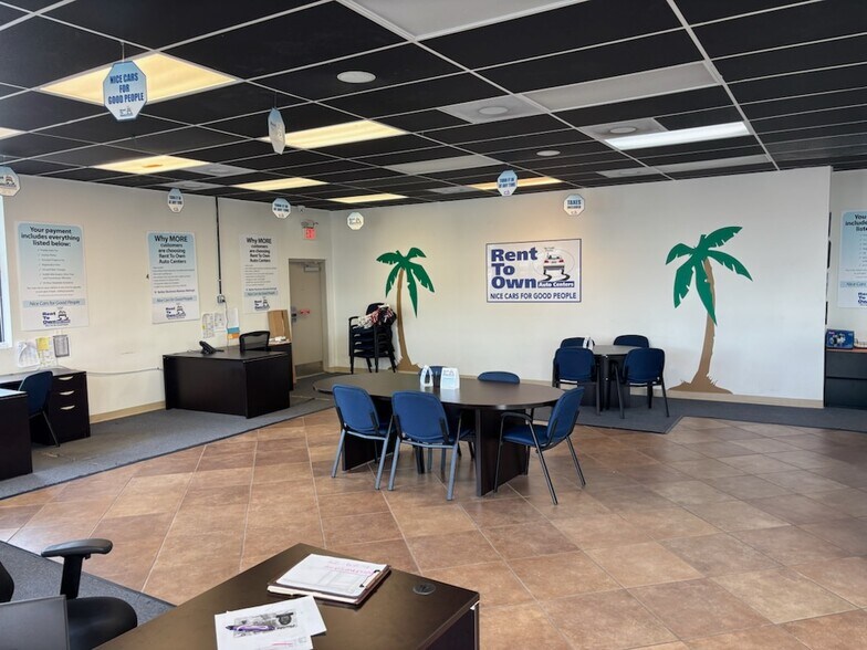 More Photos Of 6303 S Orange Blossom Trl, Orlando Auto Repair For Sale