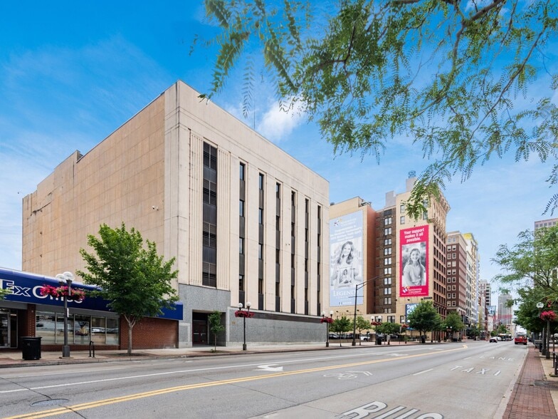 Primary Photo Of 168-170 N High St, Columbus Office For Lease