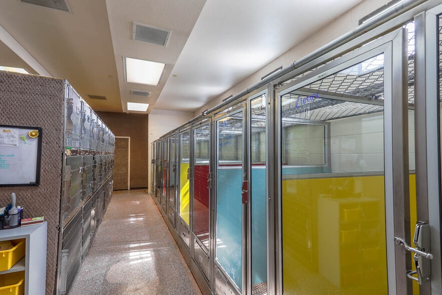 More Photos Of 4601-4611 N Rancho Dr, Las Vegas Unknown For Lease