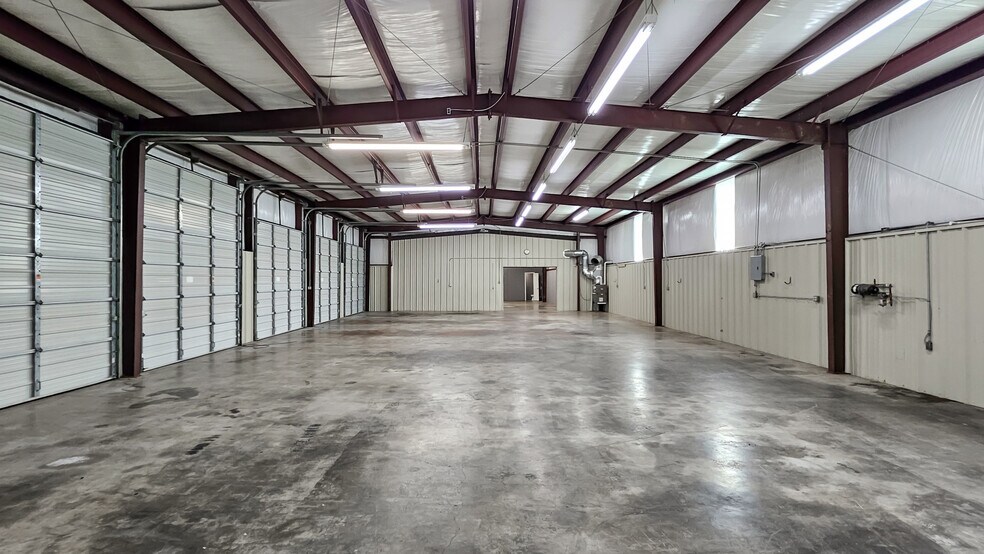 More Photos Of 14405 US Highway 72, Athens Warehouse For Sale