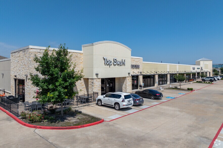 More Photos Of 7035 W Grand Pky S, Richmond Storefront For Lease