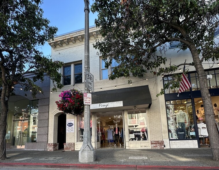Primary Photo Of 681 Bridgeway, Sausalito Storefront Retail Residential For Lease