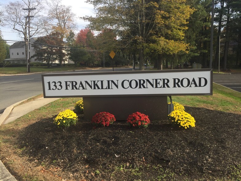 More Photos Of 133 Franklin Corner Rd, Lawrenceville Office For Lease