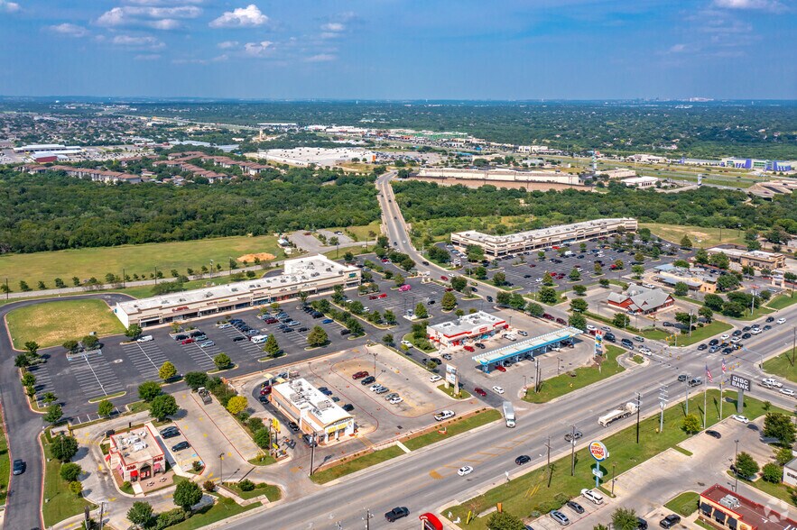 More Photos Of 10919-11019 Culebra & Westwood Loop, San Antonio Unknown For Lease