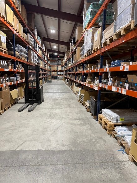 More Photos Of 2944 Betz Ct, Orefield Warehouse For Sale