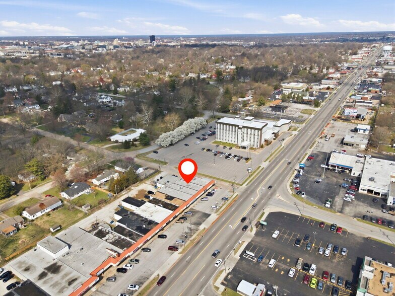 More Photos Of 1301-1349 S Glenstone Ave, Springfield General Retail For Lease