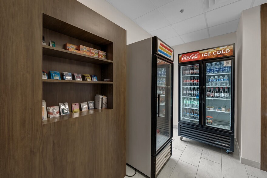 More Photos Of 4609 Citylake Blvd W, Fort Worth Hotel For Sale