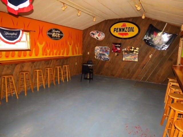 More Photos Of 25168 State St, Meadville Restaurant For Sale